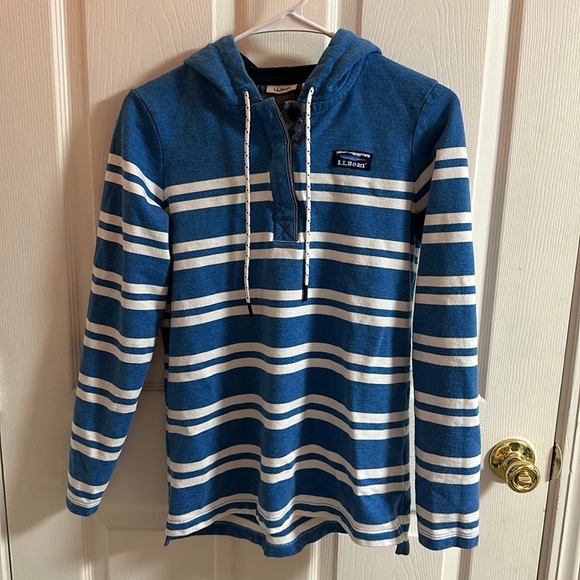 HOODED L.L.BEAN PULLOVER - Picture 2 of 3